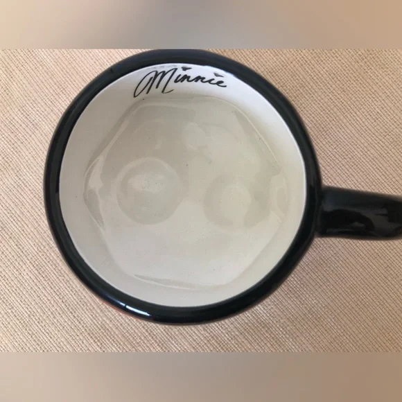 Disney World Minnie Mouse half body / skirt legs mug NWT - Picture 8 of 16